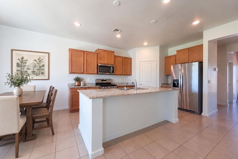 Photo 7 of 28 of 6949 E Hatchling Way, San Tan Valley, AZ