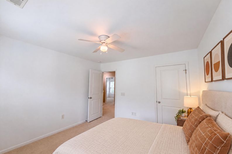 Photo 14 of 41 of 3037 Ellington Dr, Summerville, SC