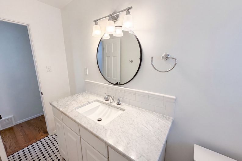 Photo 20 of 33 of 1741 S Krameria Way, Denver, CO