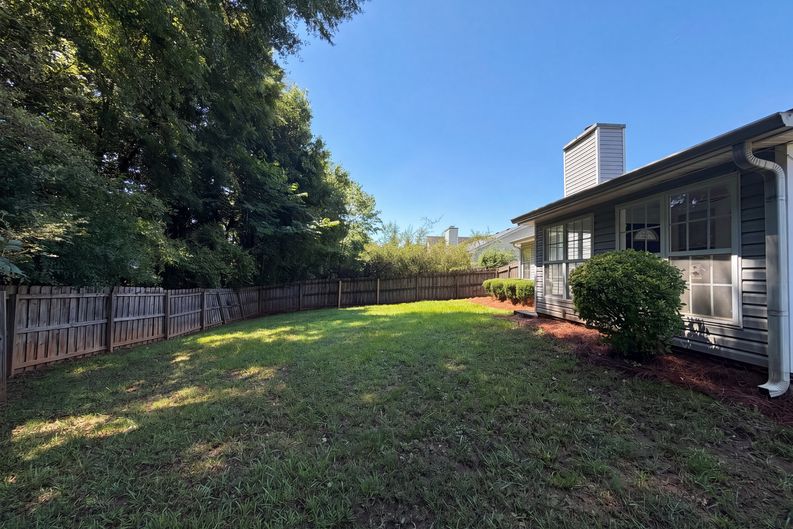 Photo 18 of 19 of 3167 River Oak Rd, Decatur, GA