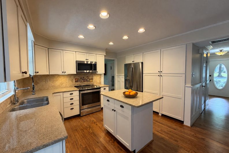 Photo 6 of 27 of 11301 Willowdale Dr, Germantown, MD