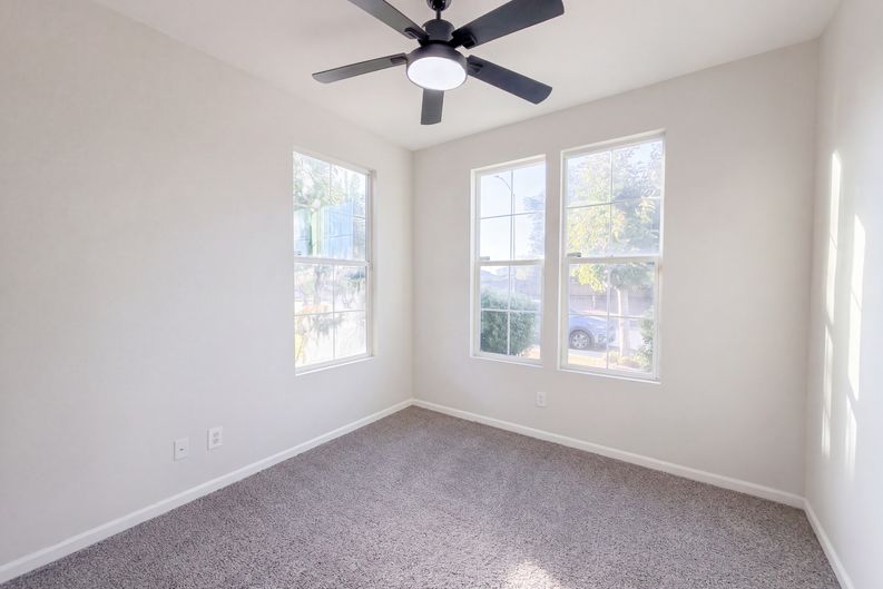 Photo 18 of 49 of 2138 Shady Forest Way, Stockton, CA