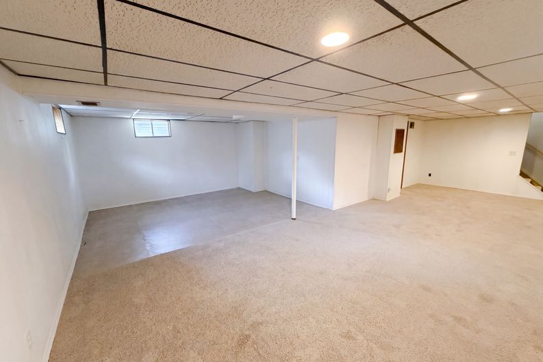 Photo 33 of 40 of 3182 S Xeric Ct, Denver, CO
