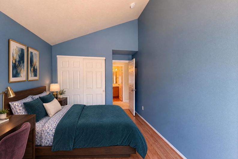 Photo 9 of 19 of 17615 SW Falling Leaf Ct, Beaverton, OR