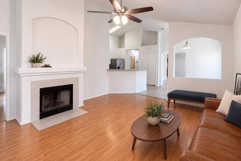 Photo 3 of 17 of 16712 Shipshaw River Dr, Leander, TX