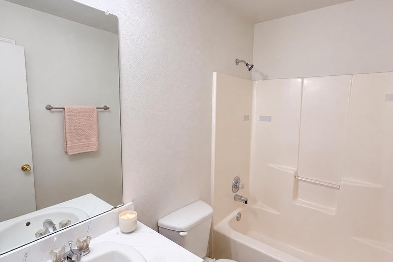 Photo 15 of 17 of 1910 Tawakani Ln, Little Elm, TX