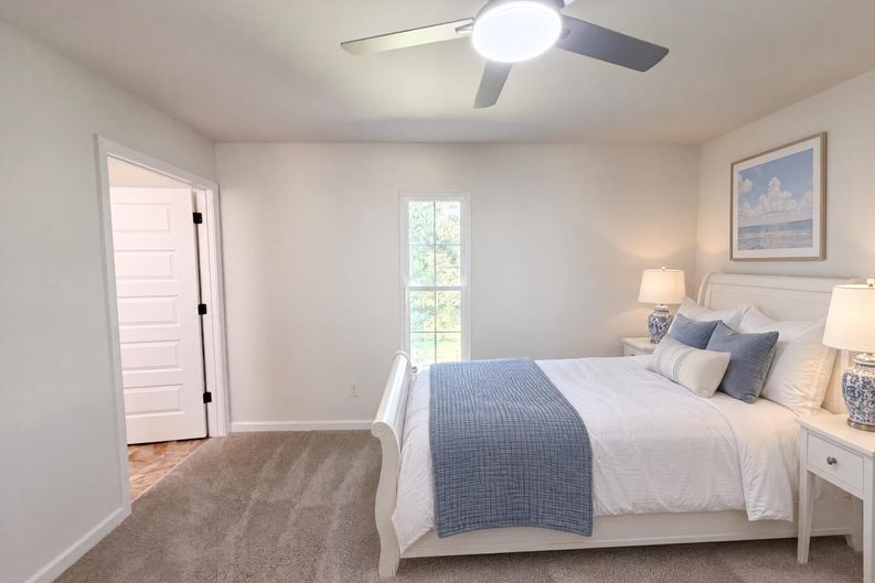 Photo 12 of 33 of 4982 Follansbee Rd, Winston Salem, NC