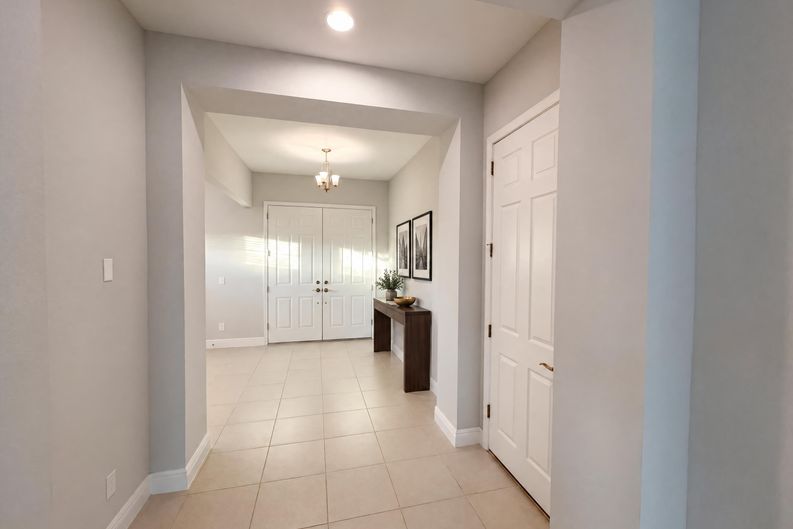 Photo 11 of 56 of 11277 Rustic Timber Loop, San Antonio, FL