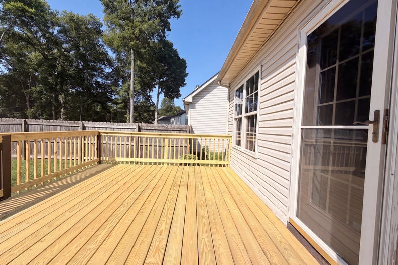 Photo 22 of 27 of 3475 Melrose Dr, Clarksville, TN