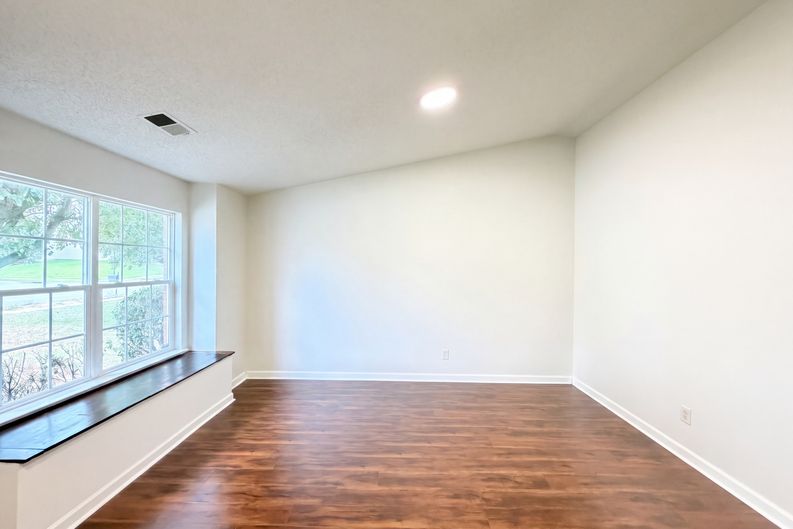 Photo 8 of 20 of 8616 Silver Falls Way, Charlotte, NC