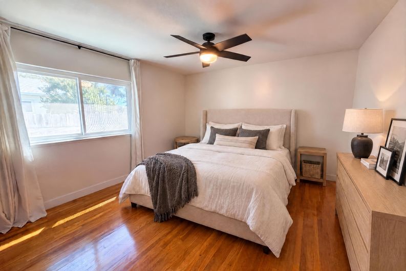 Photo 8 of 27 of 9630 Beachwood Dr, Orangevale, CA