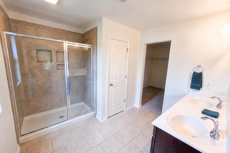 Photo 13 of 21 of 5627 Barclay Ct, Fort Mill, SC