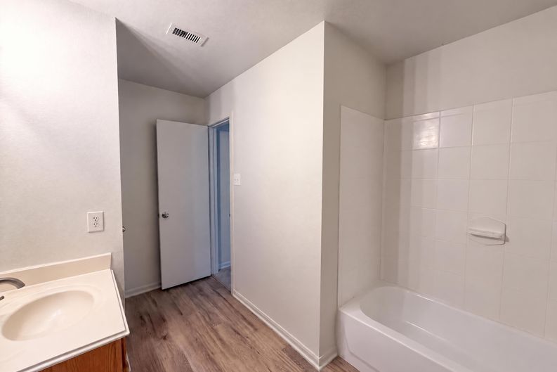 Photo 28 of 49 of 15515 Hollow Cypress Ct, Houston, TX