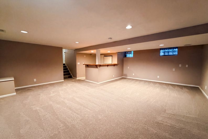 Photo 17 of 24 of 18220 Duck Lake Trl, Eden Prairie, MN