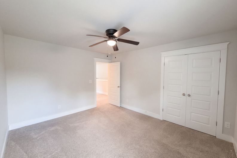 Photo 19 of 38 of 7412 Canova Ln, Charlotte, NC