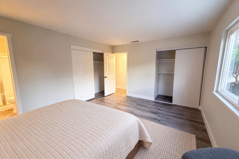 Photo 7 of 31 of 8092 Alma Mesa Way, Citrus Heights, CA