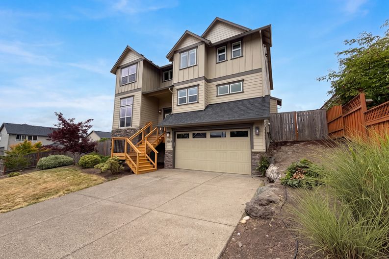 Photo 23 of 26 of 2958 SW Redmond Hill Rd, McMinnville, OR