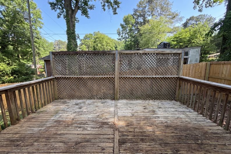 Photo 26 of 30 of 3807 Greenhill Dr, Atlanta, GA