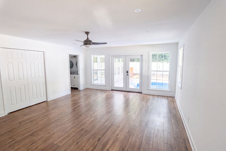 Photo 4 of 26 of 1625 Windsor Dr, Waycross, GA