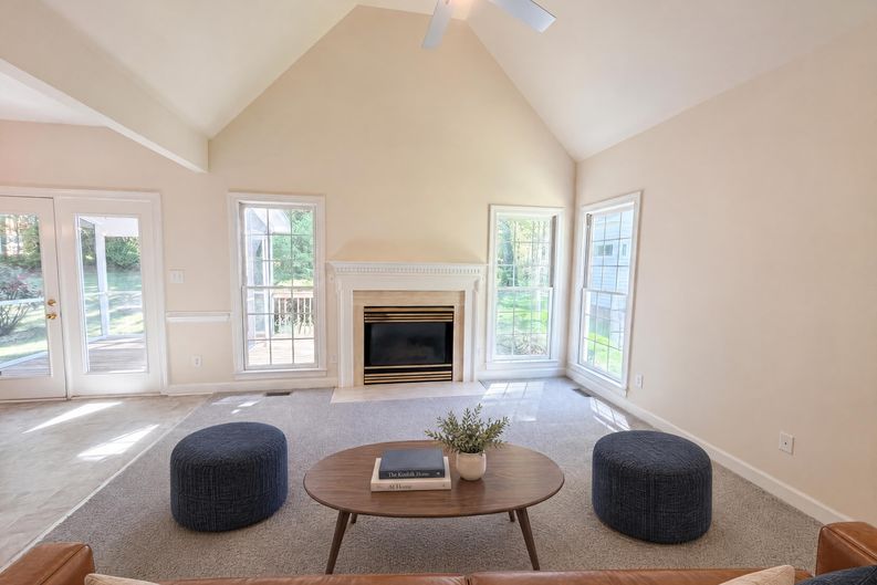 Photo 3 of 16 of 6128 Remington Lake Dr, Raleigh, NC