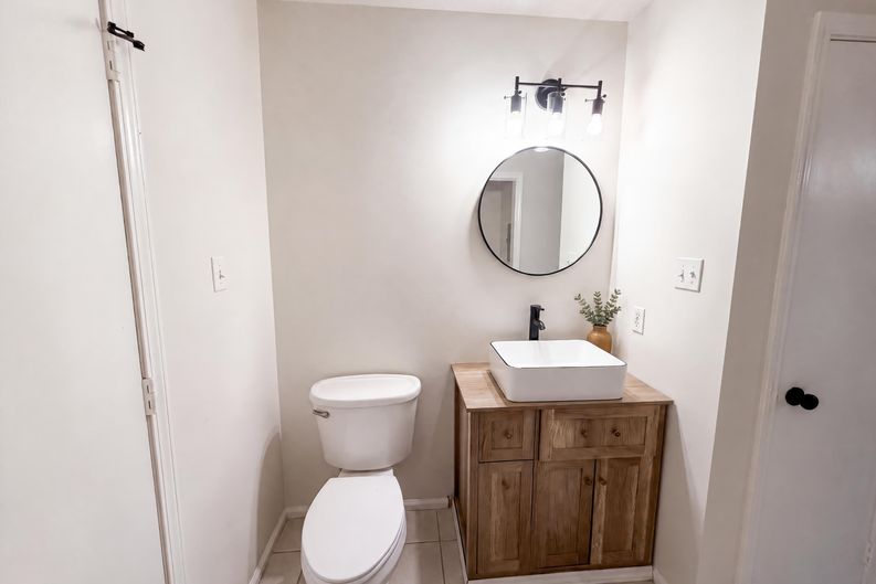 Photo 10 of 27 of 4043 Windward Dr, Tega Cay, SC