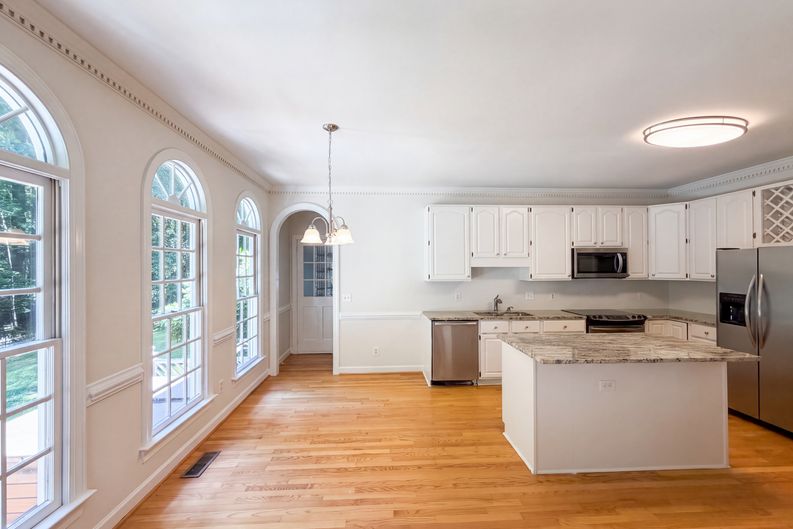 Photo 3 of 20 of 2501 Dunmore Ct, Wake Forest, NC
