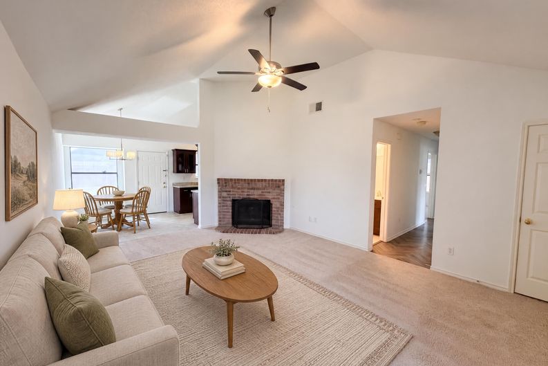 Photo 3 of 12 of 1625 Cool Springs Dr, Mesquite, TX