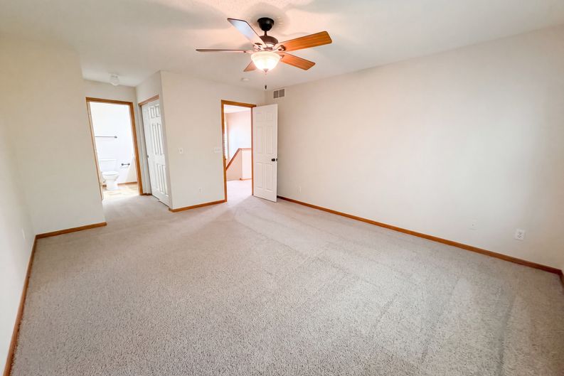 Photo 16 of 26 of 17005 78th Pl N, Maple Grove, MN