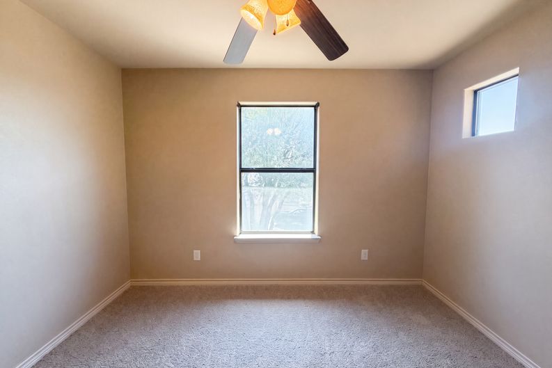 Photo 11 of 20 of 1305 Rocky Ridge Trl, Harker Heights, TX