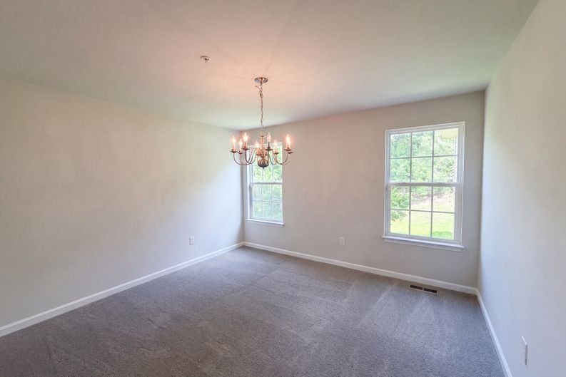 Photo 7 of 24 of 5108 Griffendale Ln, Upper Marlboro, MD