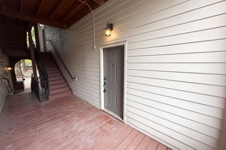 Photo 18 of 19 of 774 N Davidson St, Charlotte, NC