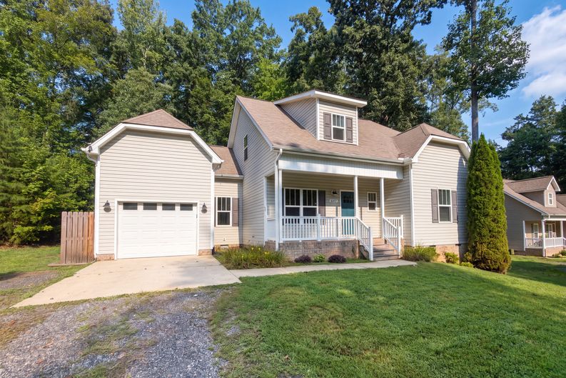 Photo 19 of 21 of 8317 Moritz Dr, Stokesdale, NC