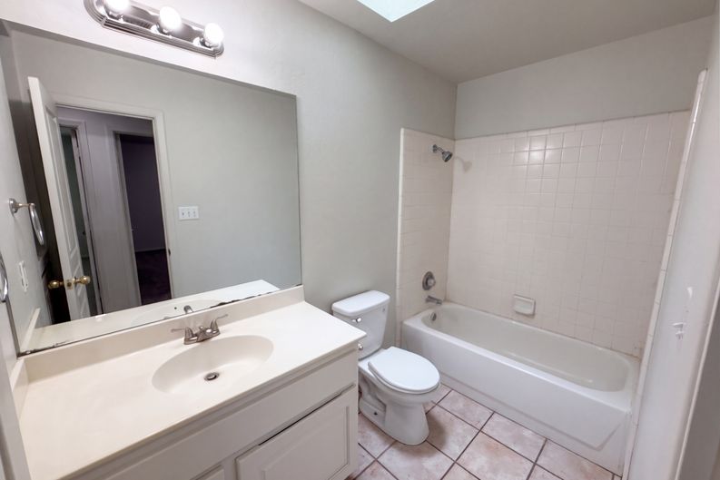 Photo 16 of 39 of 6339 W Monterosa St, Phoenix, AZ