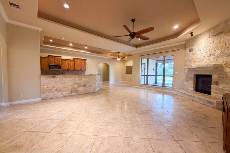 Photo 7 of 23 of 197 Vintage Ranch Cir, La Vernia, TX