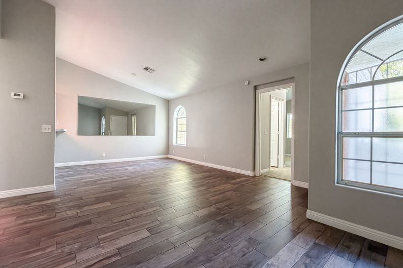Photo 11 of 22 of 1800 Edmond St, Las Vegas, NV