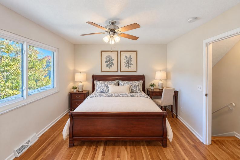 Photo 8 of 25 of 4720 McBane Ct, Columbus, OH