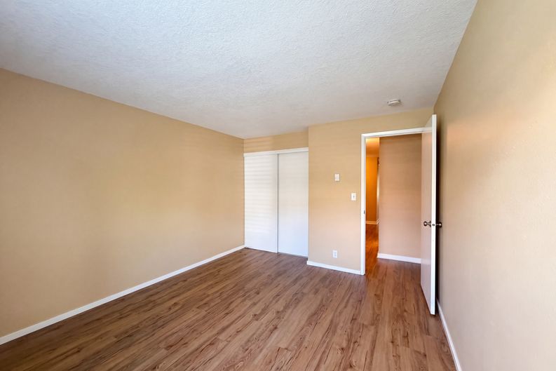 Photo 4 of 20 of 10132 SW Trapper Ter, Beaverton, OR