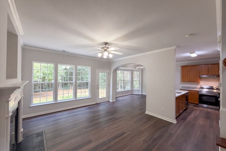 Photo 4 of 18 of 8408 Aztec Dawn Ct, Raleigh, NC
