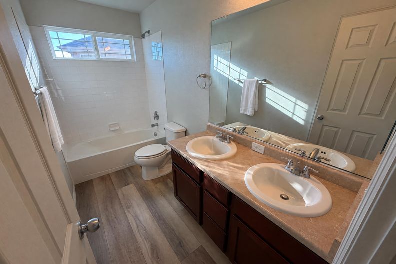 Photo 37 of 54 of 5406 S Fultondale Way, Aurora, CO