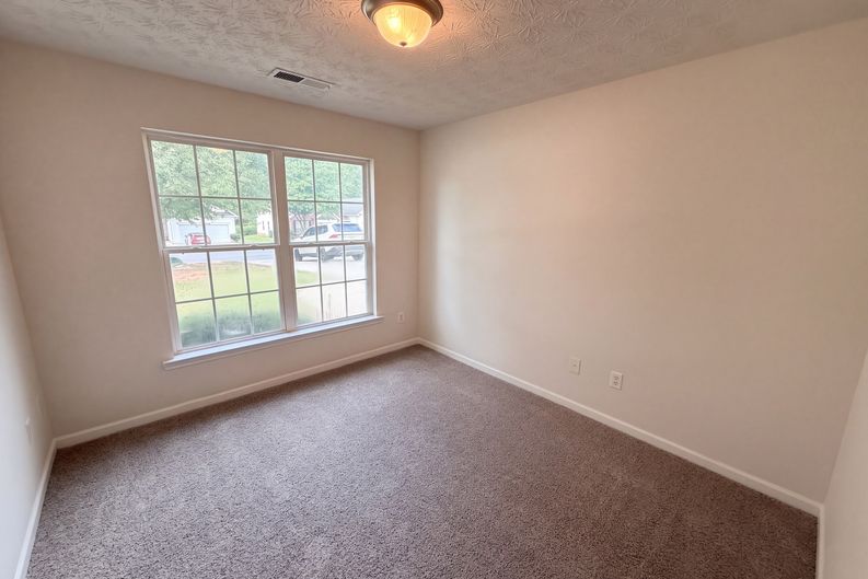 Photo 6 of 26 of 5482 Swanson Rd, Ellenwood, GA