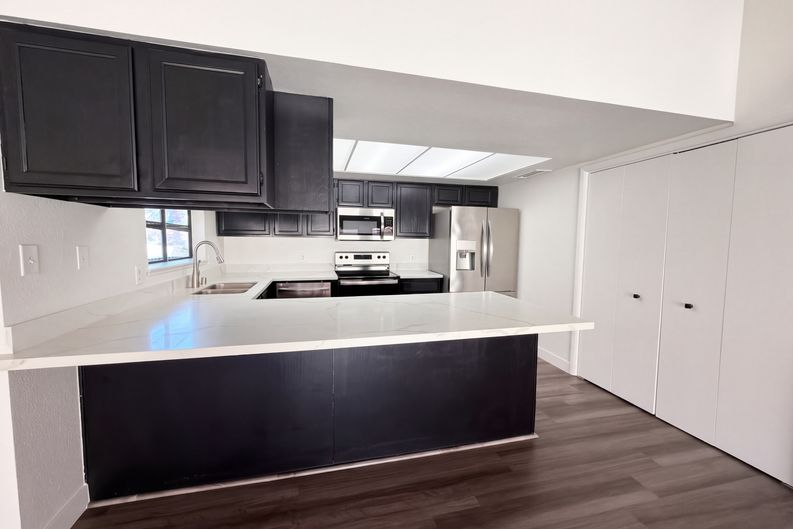Photo 6 of 25 of 3924 Applecrest St, Las Vegas, NV