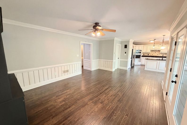 Photo 10 of 58 of 984 Forest Pond Ct, Marietta, GA