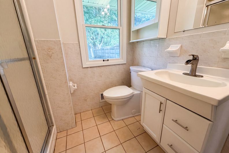 Photo 11 of 20 of 2128 Ronald Ave, White Bear Lake, MN