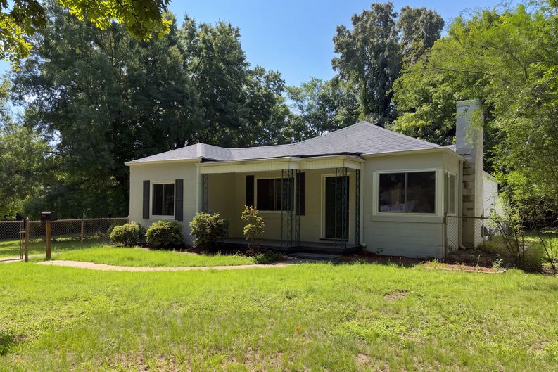 Photo 14 of 19 of 18 Rhyne Ave, Winston Salem, NC