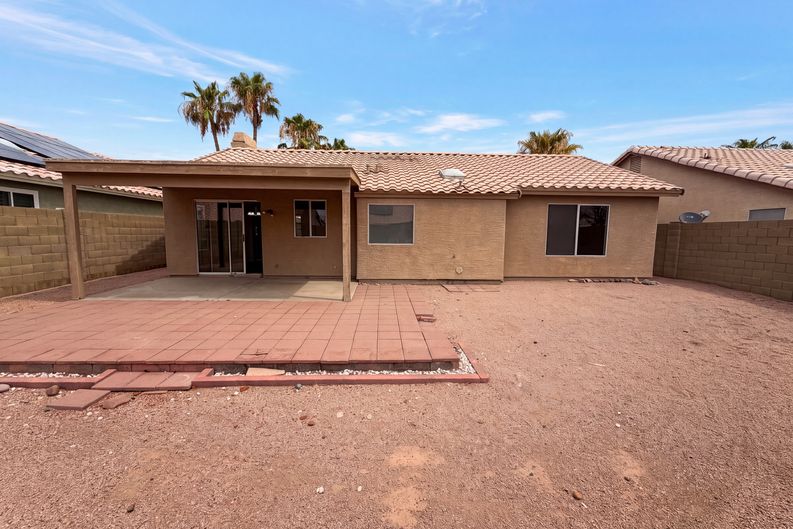 Photo 5 of 25 of 2945 E Hononegh Dr, Phoenix, AZ
