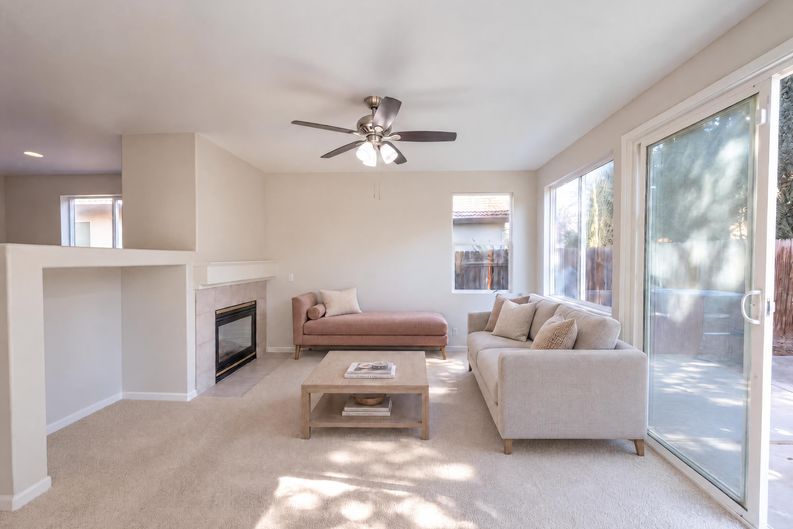 Photo 3 of 21 of 5124 Bissett Way, Sacramento, CA