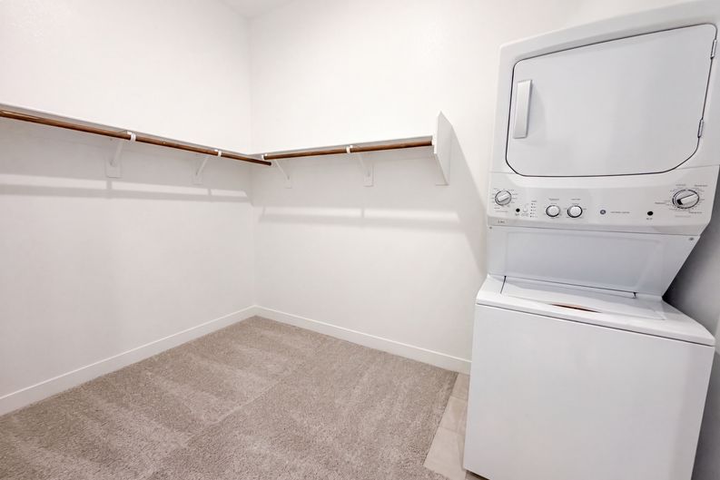 Photo 28 of 32 of 8289 Warbonnet Way, Las Vegas, NV