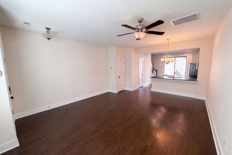 Photo 3 of 26 of 1628 Pat Garrett St, Charlotte, NC