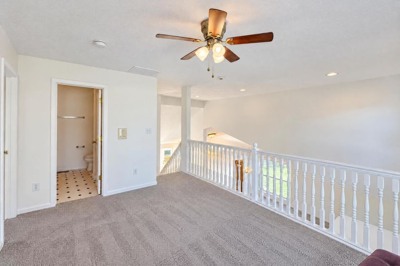 Photo 16 of 28 of 9113 Tenor Way, Indianapolis, IN