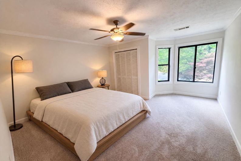 Photo 21 of 53 of 4958 Scotts Creek Trl, Peachtree Corners, GA